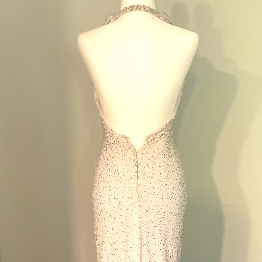 Event gown - Picture 4 of 8